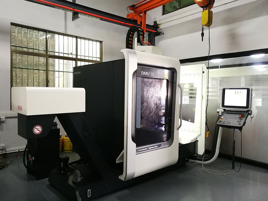 Germany imported DMG five-axis machining center